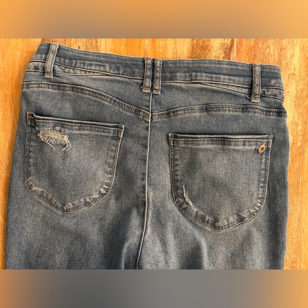 Democracy “Ab”solution Jeans Size 10 Medium Wash Barely Boot Cut - Picture 7 of 16